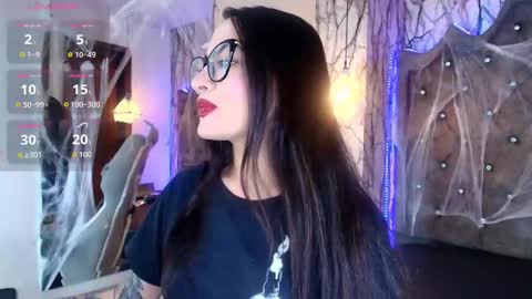 Snapshot of zami_escobar_of chatting on October 24, 7:43 pm online show from October 24, 7:43 pm