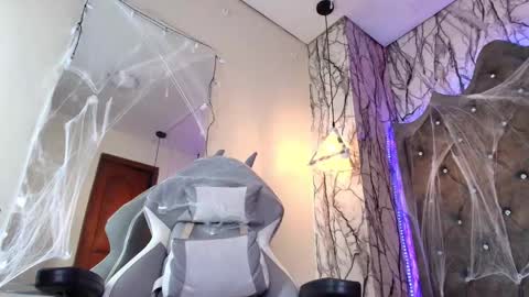 Snapshot of zami_escobar_of chatting on October 15, 9:39 pm online show from October 15, 9:39 pm