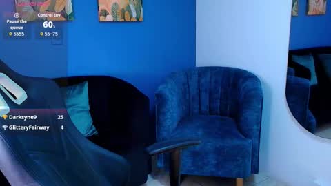 Snapshot of zamira_taylor chatting on October 18, 5:21 am zamira_taylor online show from October 18, 5:21 am