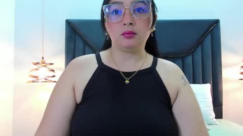 zamiragates1 online show from March 2, 3:45 am