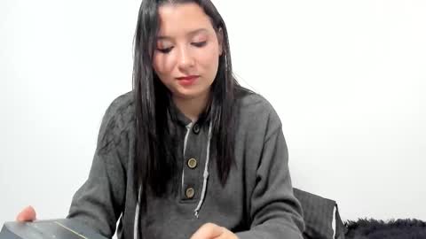 zammii69 online show from November 7, 9:31 pm