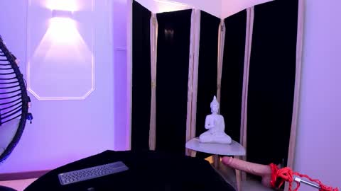 zammyrossee online show from February 12, 4:14 am