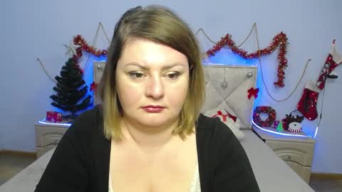 zannadreil online show from January 10, 7:11 pm