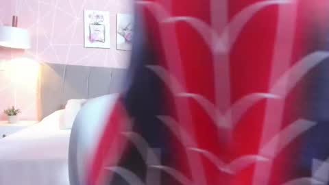 Snapshot of zara__sweet chatting on October 28, 2:01 pm Zara Sweet online show from October 28, 2:01 pm