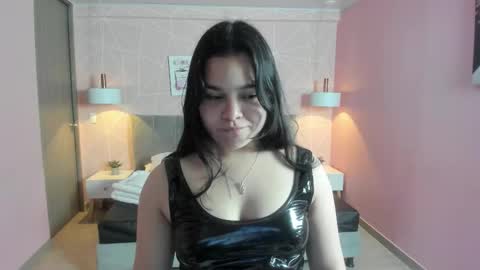 Snapshot of zara__sweet chatting on September 20, 1:31 pm Zara Sweet online show from September 20, 1:31 pm