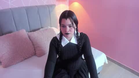 Snapshot of zara__sweet chatting on October 31, 2:21 pm Zara Sweet online show from October 31, 2:21 pm