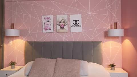 Snapshot of zara__sweet chatting on October 8, 1:26 pm Zara Sweet online show from October 8, 1:26 pm