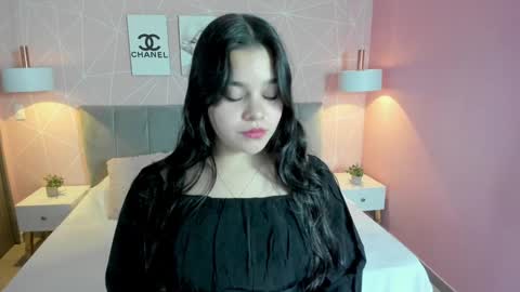 Zara Sweet  online show from December 21, 1:10 pm