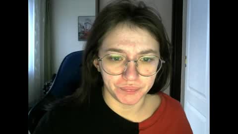 chaturcum online show from December 10, 3:30 am