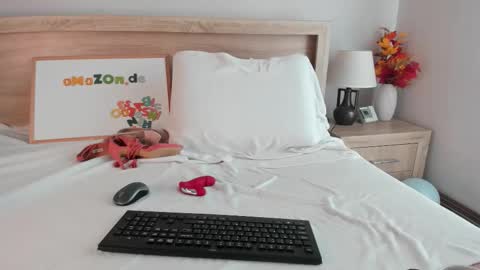 Agnes online show from November 13, 10:03 am