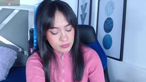 Snapshot of zaradames_ chatting on February 16, 6:21 am zaradames_ online show from February 16, 6:21 am