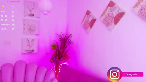 Snapshot of zaradaviss chatting on September 21, 12:42 am Zara online show from September 21, 12:42 am