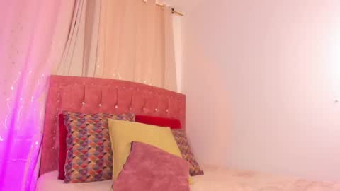 Zara . online show from September 16, 12:13 pm