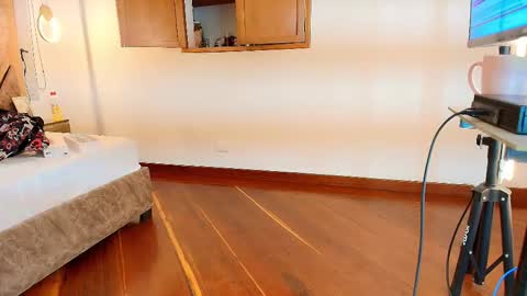 Zarah Andrews online show from December 16, 12:11 pm