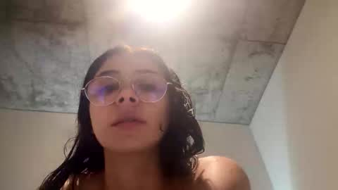 Snapshot of zarahlynch chatting on October 4, 12:49 am Miss Lynch Next show 2911 online show from October 4, 12:49 am