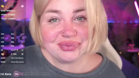 Lola online show from September 28, 7:19 pm