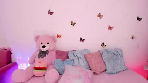 Zara online show from May 31, 2:56 pm