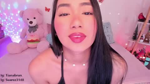 Snapshot of zaratorres_ chatting on January 24, 11:26 am Zara online show from January 24, 11:26 am