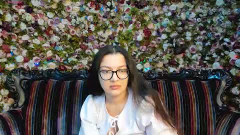 Snapshot of zarifabevi chatting on October 15, 12:08 pm Zarifa online show from October 15, 12:08 pm