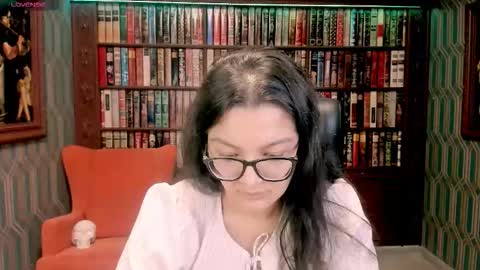 Snapshot of zarifabevi chatting on October 17, 8:56 pm Zarifa online show from October 17, 8:56 pm