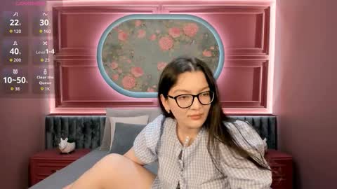 Snapshot of zarifabevi chatting on October 9, 3:05 pm Zarifa online show from October 9, 3:05 pm