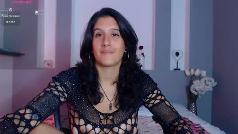 Karolyne online show from November 18, 7:37 pm