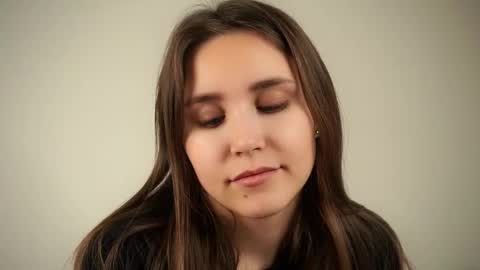 Snapshot of zeldaes chatting on September 27, 1:13 am Emilia online show from September 27, 1:13 am