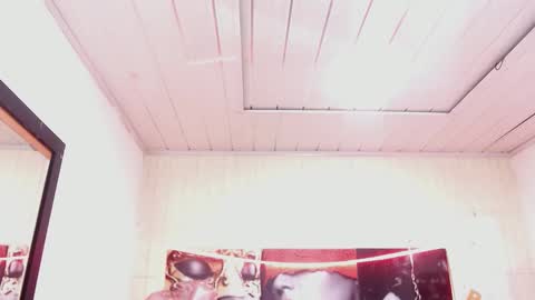 Snapshot of zendaya_wilson1 chatting on February 19, 5:49 am Zendaya Wilson online show from February 19, 5:49 am