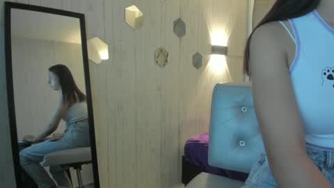 ZEPHYRA ANGELS online show from December 30, 5:44 pm