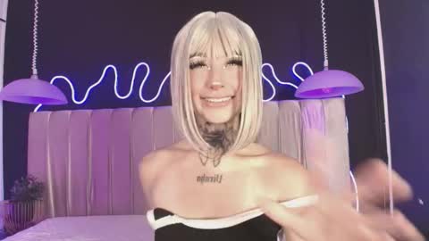 zhally_dee online show from March 24, 7:30 pm