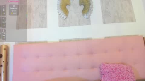 ZHAMIRA  ANDRES online show from September 26, 12:52 am