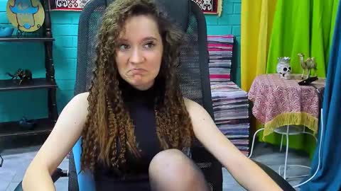 zianichols online show from February 24, 11:30 am