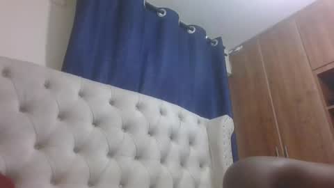 Snapshot of zindzi chatting on September 16, 5:43 pm Miss Zindzi online show from September 16, 5:43 pm