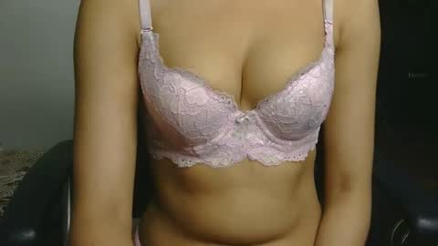 Snapshot of ziyaa_1 chatting on October 16, 7:00 am Ziyaa online show from October 16, 7:00 am