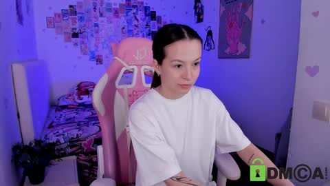 Zoay online show from May 25, 3:22 pm