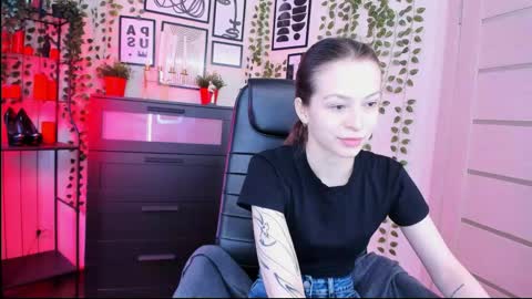 Zoay online show from May 21, 11:41 am