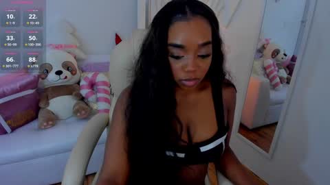 Zobe Love online show from December 24, 6:06 pm