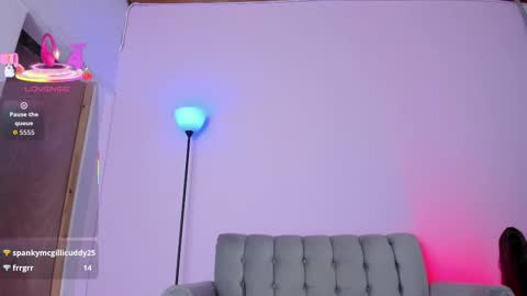 zoe online show from November 20, 4:30 pm