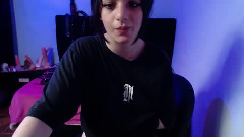 Snapshot of zoe_0111 chatting on January 31, 4:17 pm zoe_0111 online show from January 31, 4:17 pm