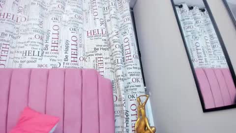 zoe_blond online show from October 10, 12:54 pm