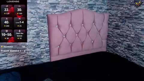 Zoe Bronw online show from October 11, 2:42 pm