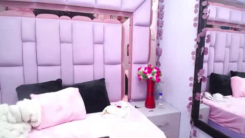 Zoe Browns online show from September 24, 2:43 am