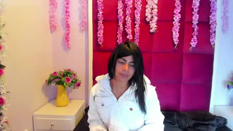 Zoe Browns online show from November 7, 3:01 am