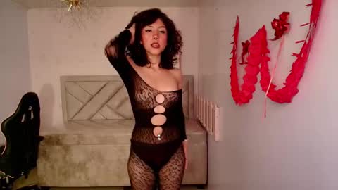 Snapshot of zoe_ch_ chatting on February 19, 10:09 pm zoe_ch_ online show from February 19, 10:09 pm