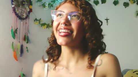 Snapshot of zoe_ch_ chatting on September 16, 1:24 am zoe_ch_ online show from September 16, 1:24 am