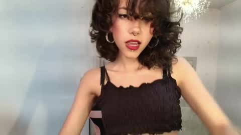 Snapshot of zoe_ch_ chatting on January 30, 10:08 pm zoe_ch_ online show from January 30, 10:08 pm