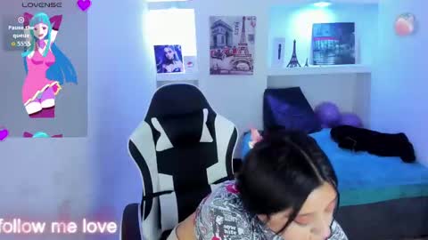 Z O E online show from October 9, 8:57 pm