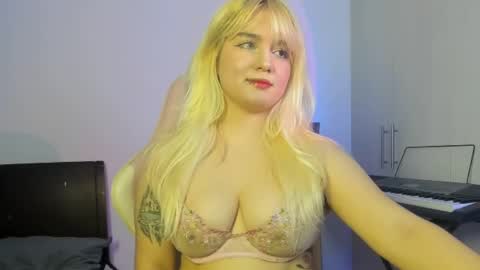 zoe online show from October 6, 7:18 pm