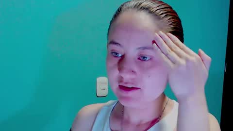 Snapshot of zoe_jones2 chatting on January 9, 10:09 am Zoe online show from January 9, 10:09 am