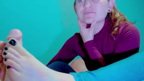 Snapshot of zoe_jones2 chatting on February 12, 12:58 am Zoe online show from February 12, 12:58 am